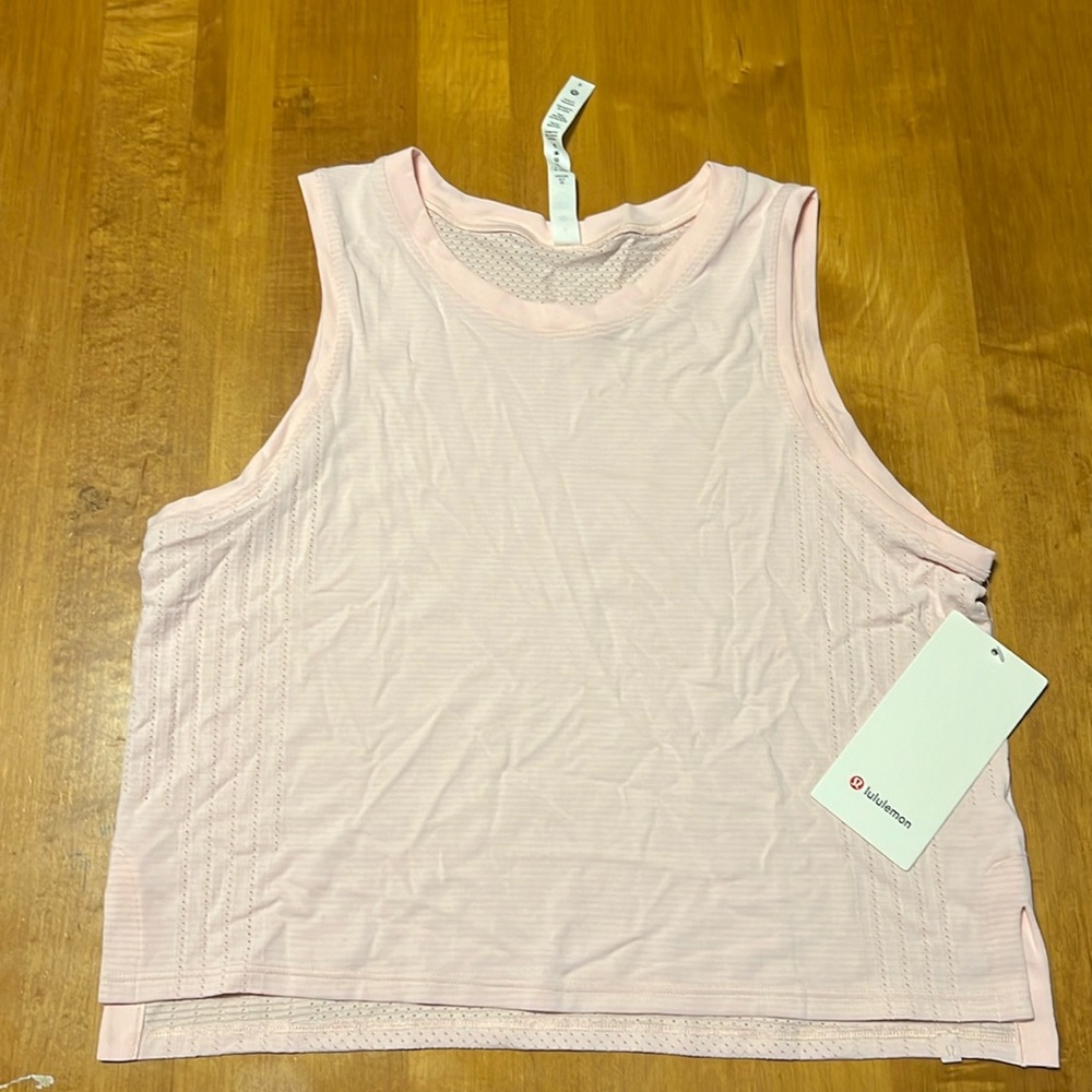 Lululemon Train to be Tank